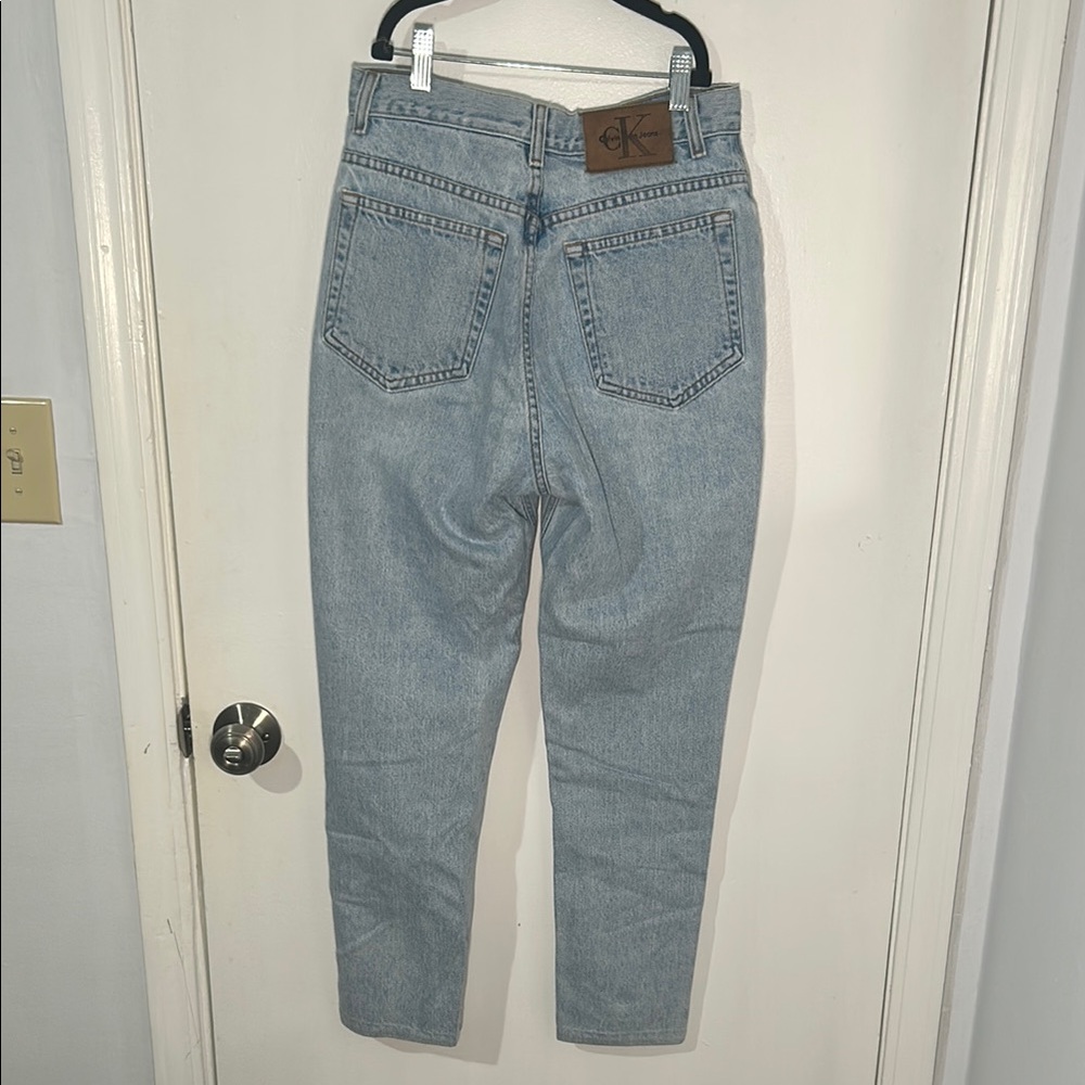 Calvin Klein Blue Straight Leg Jeans with Retro Charm 10 - Picture 7 of 7